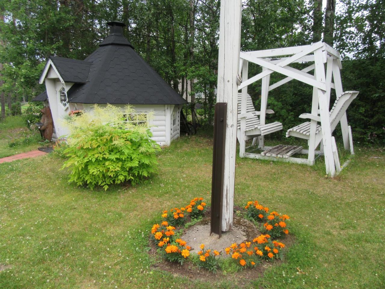 Ruska Bed & Breakfast Taivalkoski Eksteriør bilde